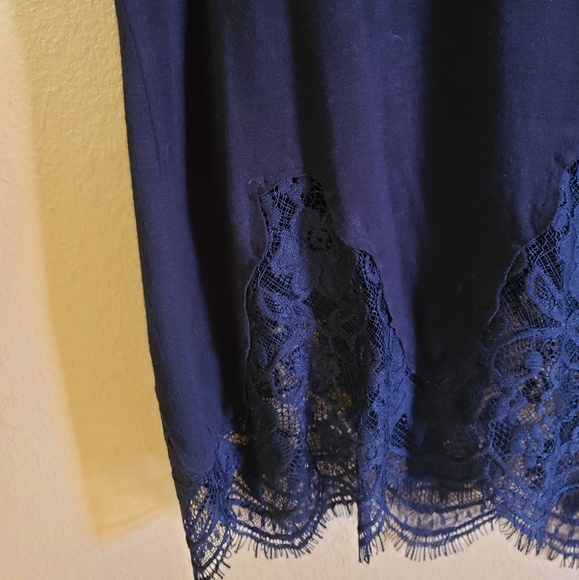 Ivy+Main Top - Picture 5 of 6